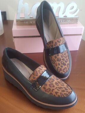 Clarks Leopard Print and Black Patent Penny Loafers Ultime Comfort